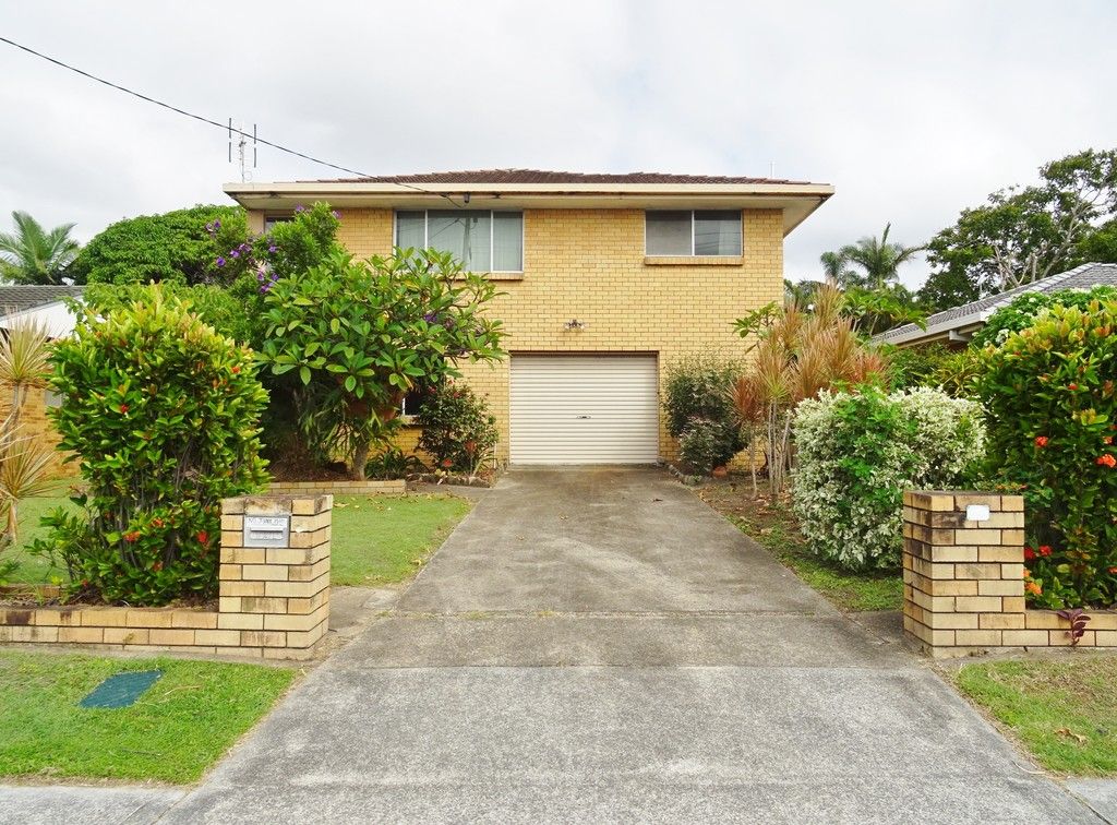 26 Morala Avenue, Runaway Bay QLD 4216