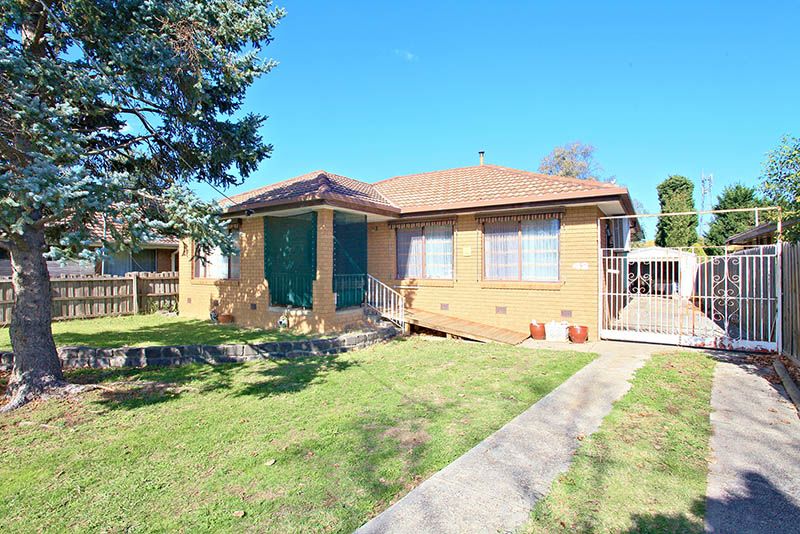 154 Pin Oak Crescent, Flemington