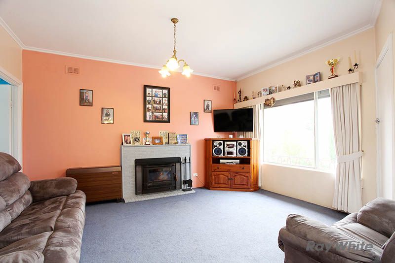 10 Beare Street, Clare, SA 5453