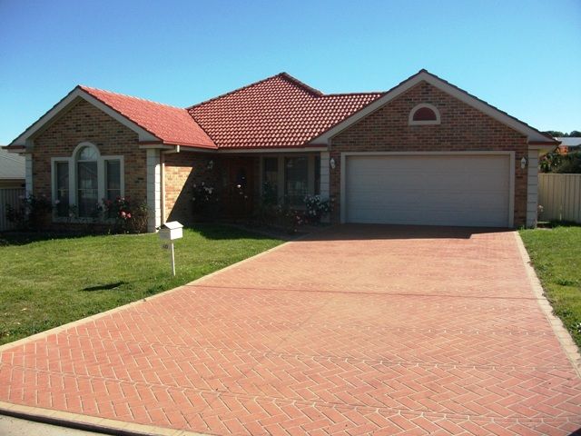 40 Roselawn Drive