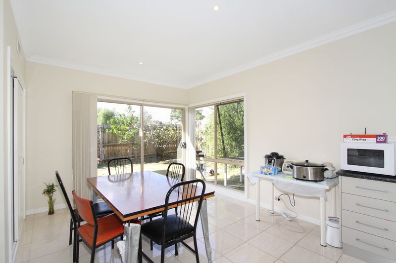 2/10 Vision Street, CHADSTONE, VIC 3148