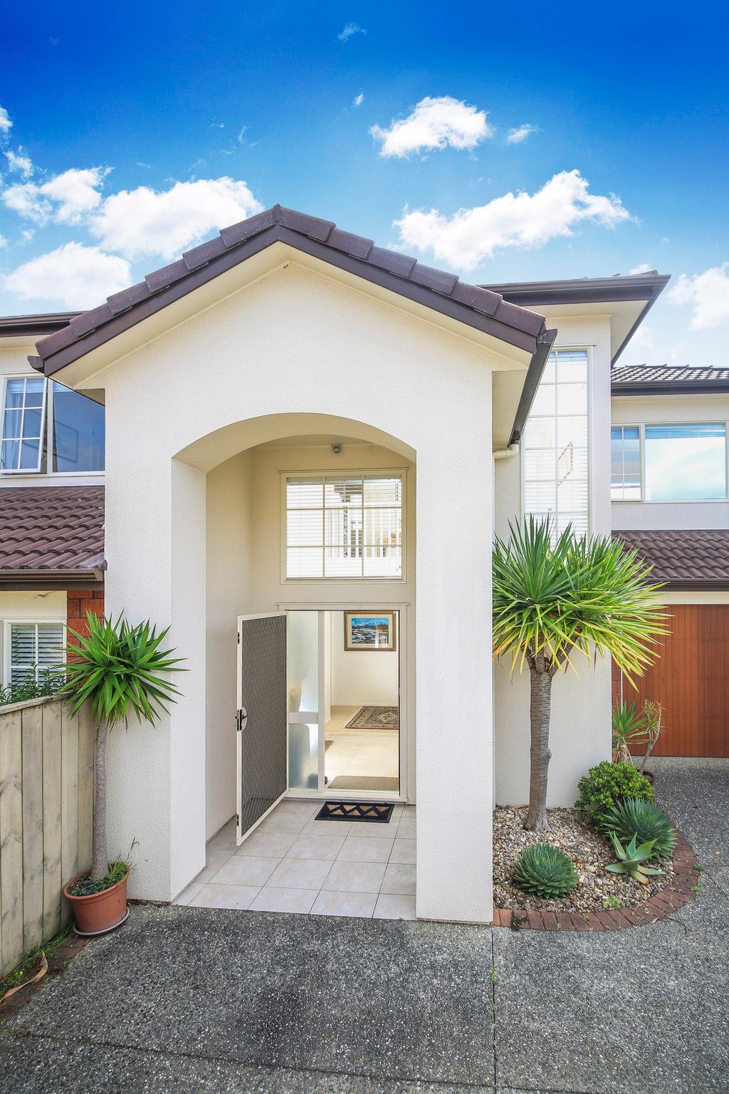 9 Edzell Close, Flat Bush, Manukau City
