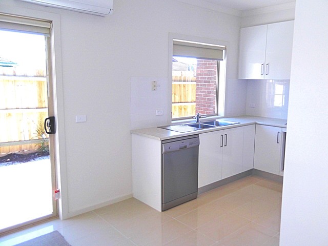 3/101 Whitelaw Street, Reservoir, VIC 3073