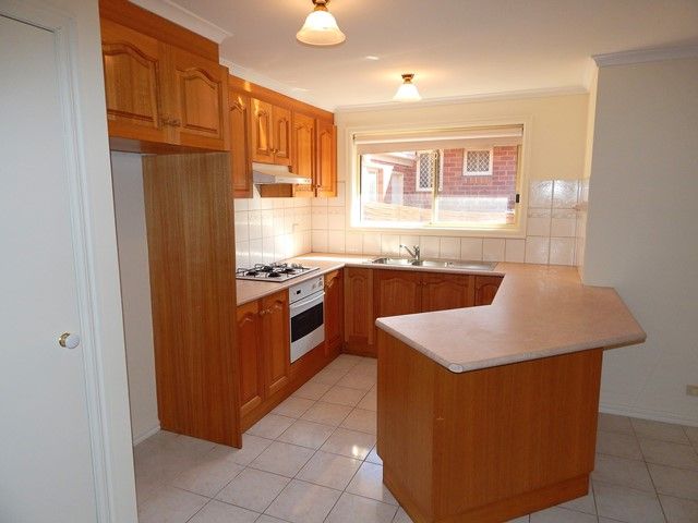 2/7 Waitara Court, Lalor, VIC 3075