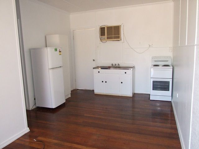 3/11 Bower Road, LONGREACH, QLD 4730
