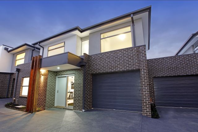 37 Purinuan Road, Reservoir VIC 3073