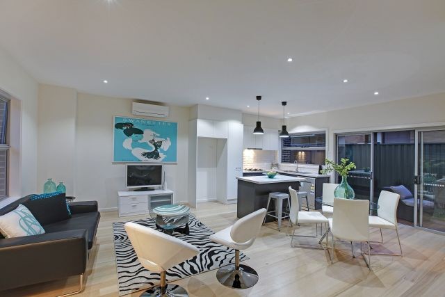 2/37 Purinuan Road, Reservoir, VIC 3073