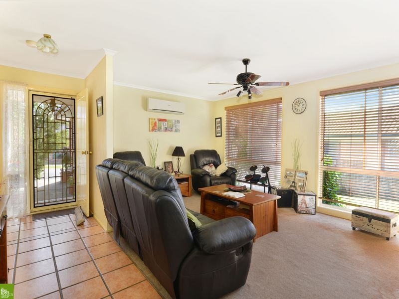 17 Hazelton Drive, Albion Park, NSW 2527