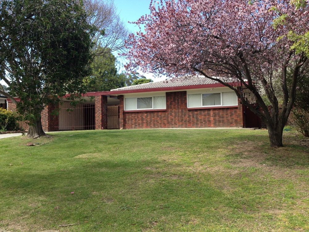 9 Holmes Court, Flagstaff Hill SA 5159