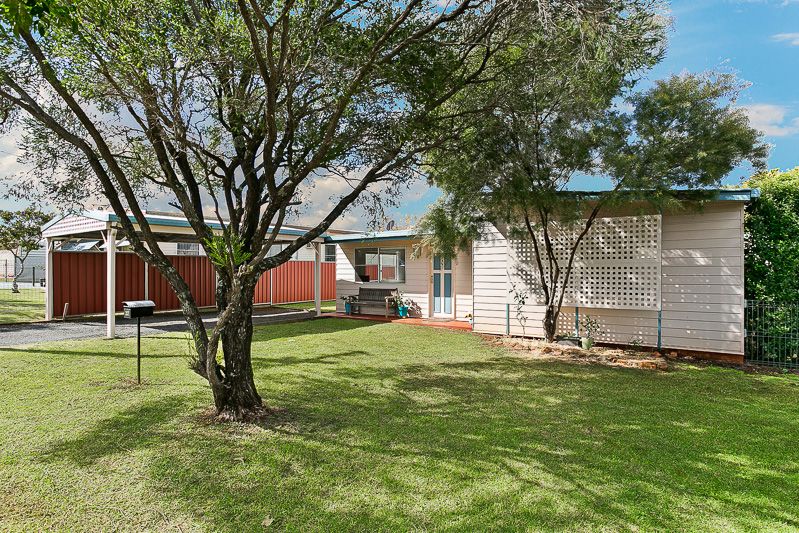 22 Boyd Street, Wilsonton QLD 4350