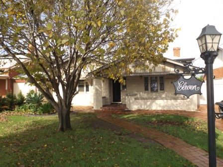 11 Glen Rowan Road, Woodville South, SA 5011