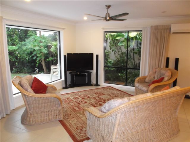 8 Hackney Court, Upper Coomera, QLD 4209