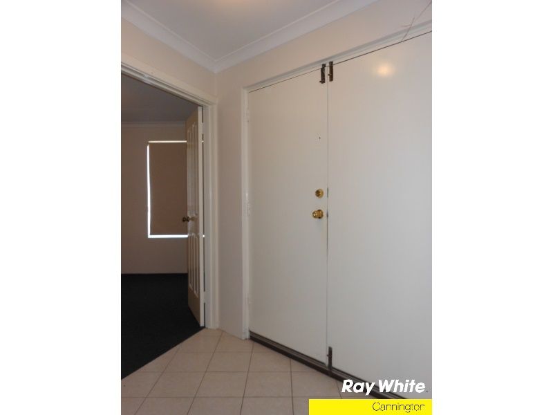 2/31 Holder Street, St James, WA 6102