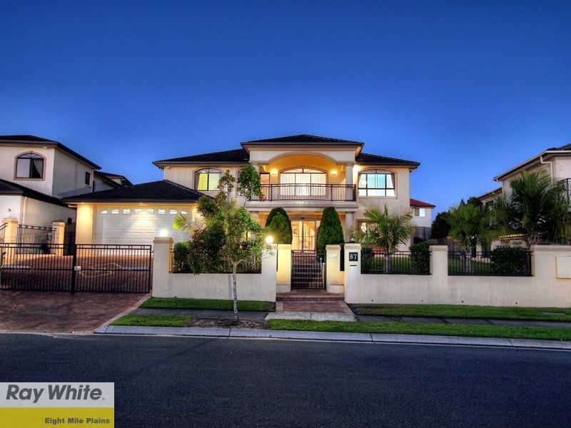 87 The Parkway, Stretton QLD 4116