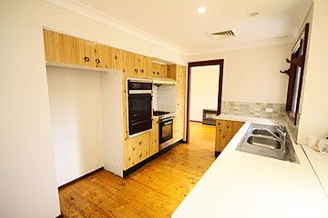 7 Lyrebird Place, Ingleburn, NSW 2565
