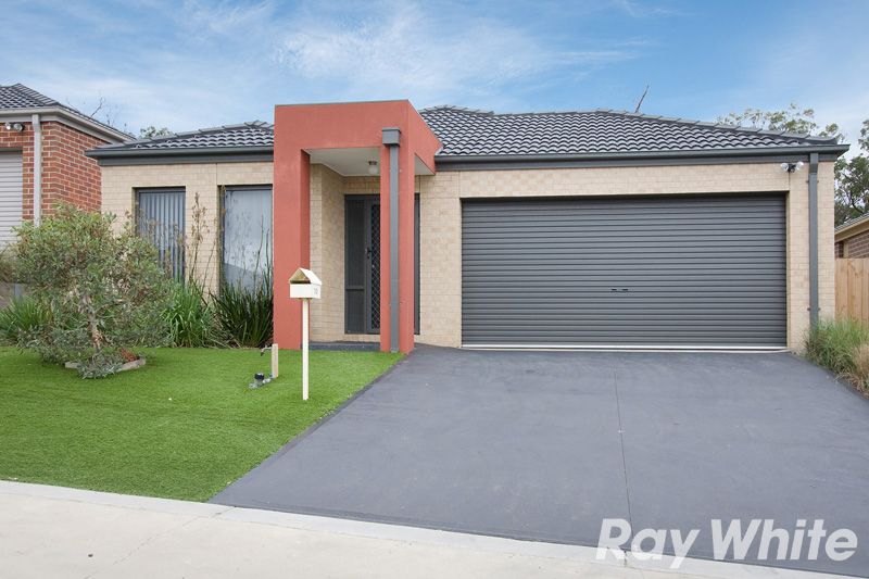 137 Ahern Road, Pakenham VIC 3810