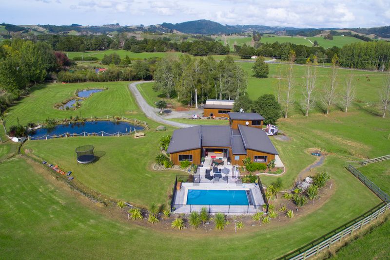 Rural Lifestyle Property Property 470 Kaipara Flats Road, Kaipara Flats, Rodney