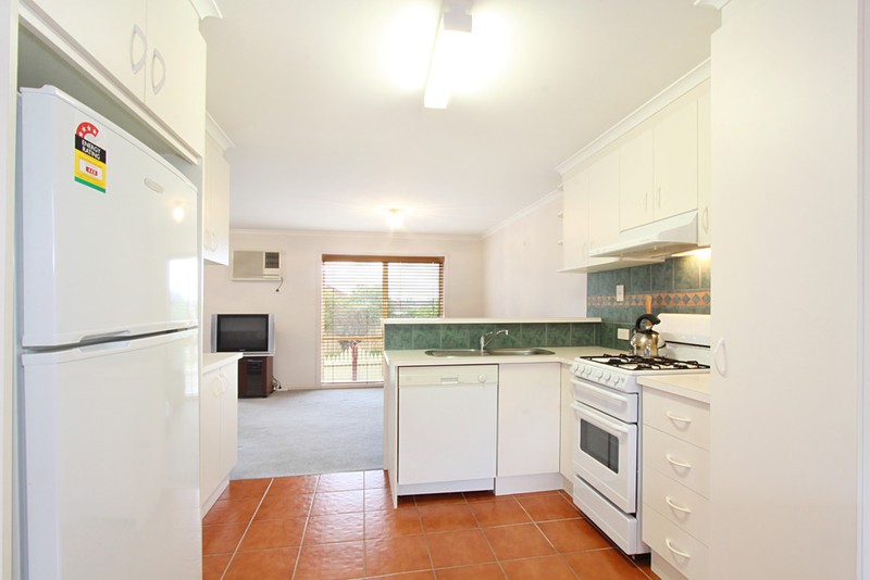 1/32 Carmichael Road, Oakleigh, VIC 3166