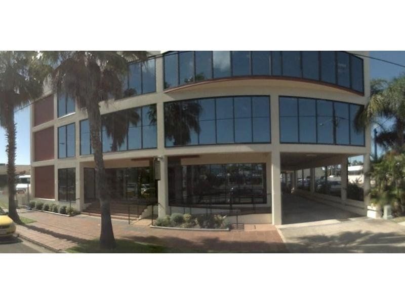 35 Cornmeal Parade, MAROOCHYDORE, QLD 4558