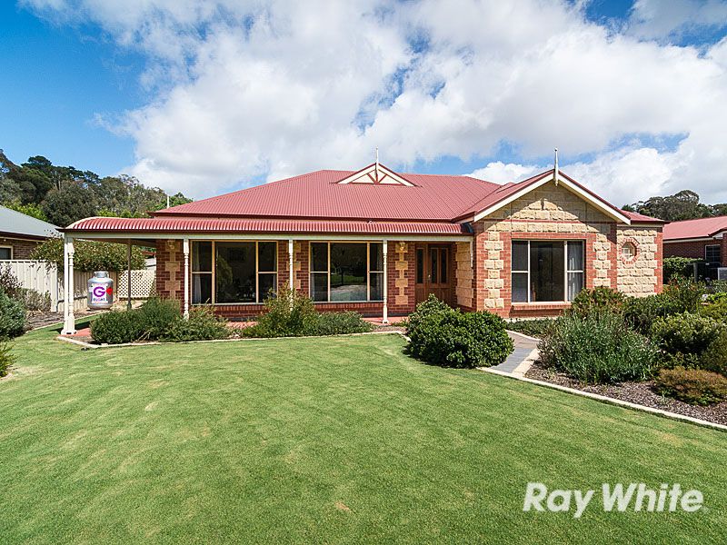 33 Waterford Avenue, MOUNT BARKER, SA 5251