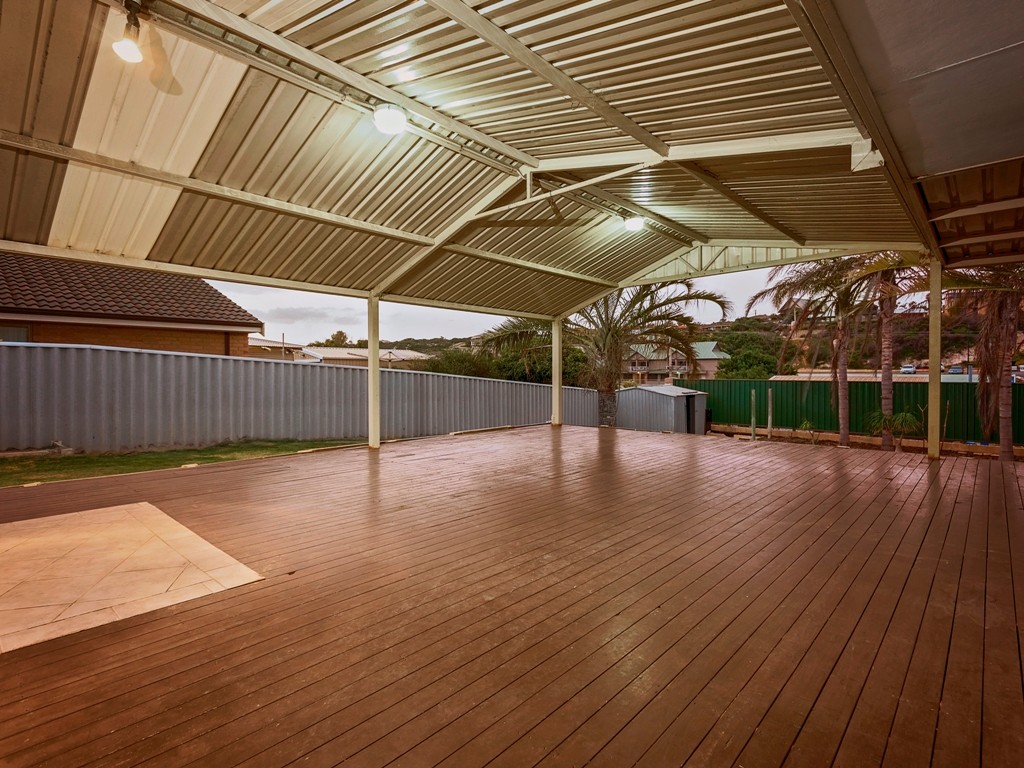 18 Hakea Street, Tarcoola Beach, WA 6530