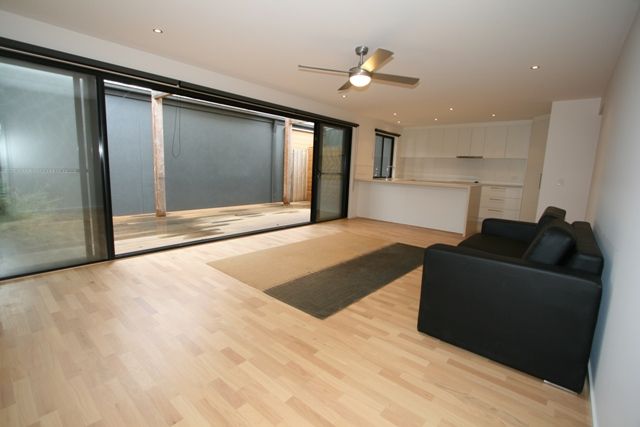 2/5 Wynne Road, San Remo, VIC 3925