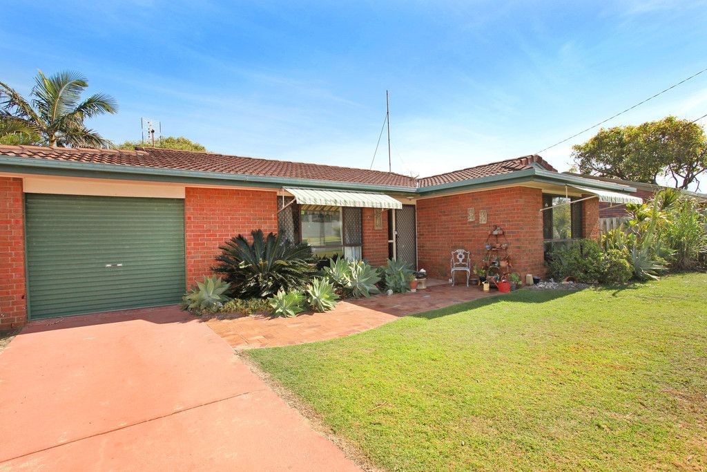 38 Yaringa Avenue, Buddina, QLD 4575