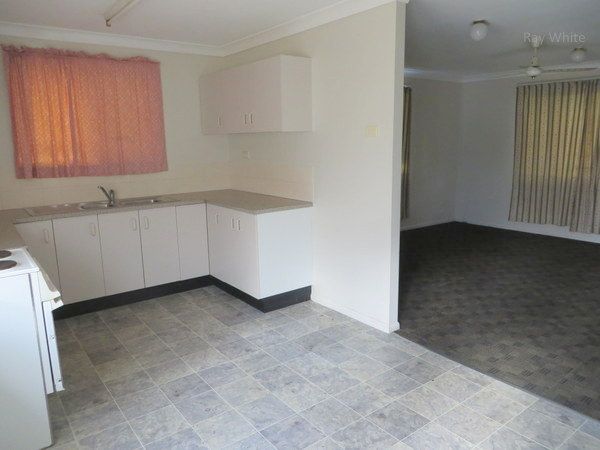 18 Somerset Drive, DECEPTION BAY, QLD 4508