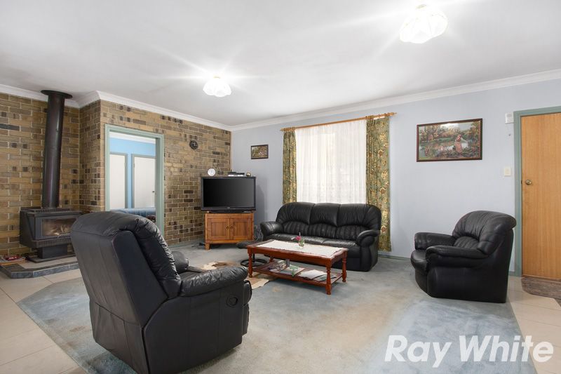 55 Mont Albert Road, Garfield, VIC 3814