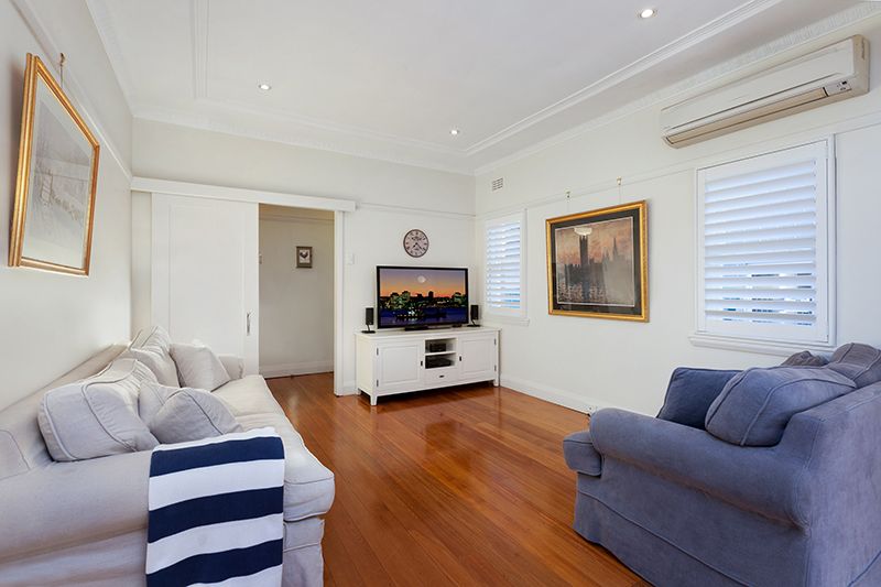 26 Arthur Street, Rodd Point, NSW 2046