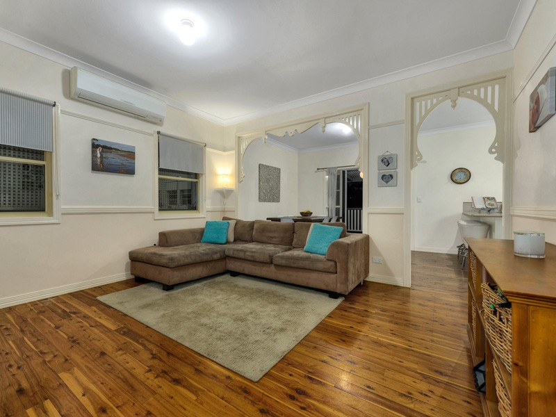 270 Ferguson Road, Seven Hills, QLD 4170