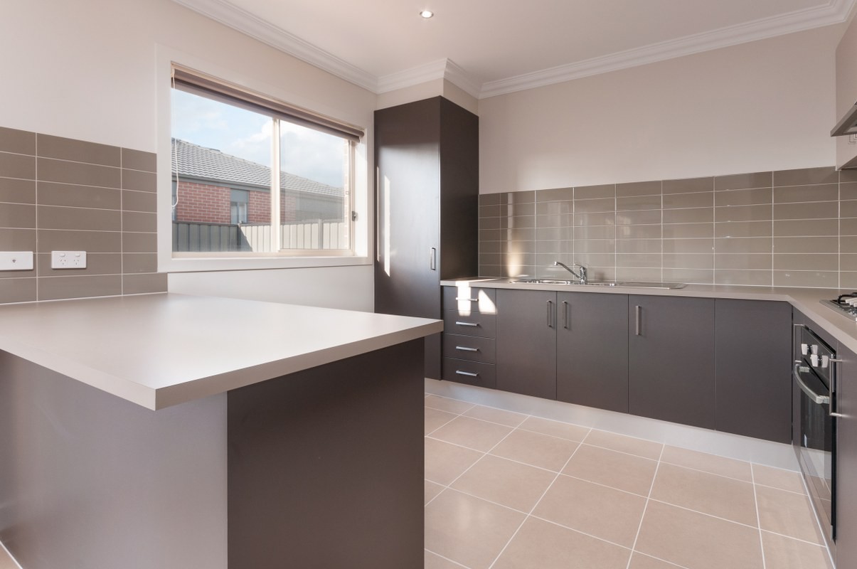 14 Periwinkle Circuit, CRAIGIEBURN, VIC 3064