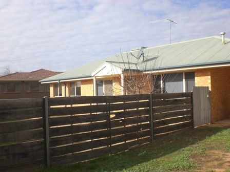 48 Larmer Street, Howlong, NSW 2643