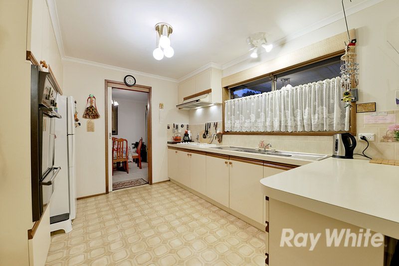 40 Stuart Close, Bayswater North, VIC 3153