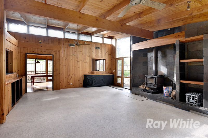 12 Bungalook Road East, Bayswater North, VIC 3153