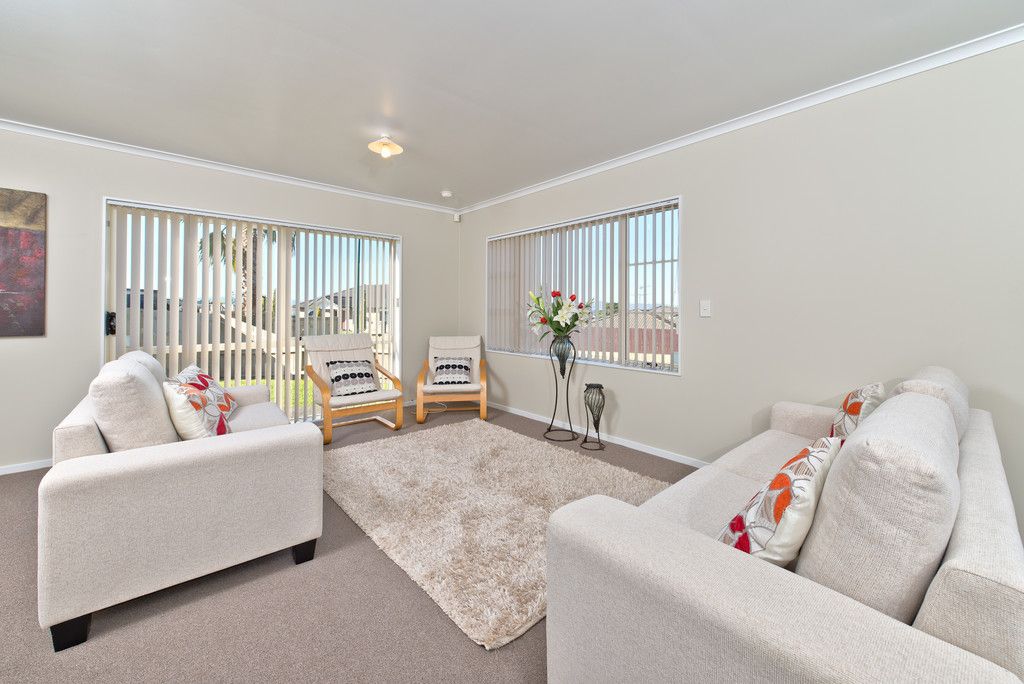 13 Senator Drive, Manurewa, Manukau City