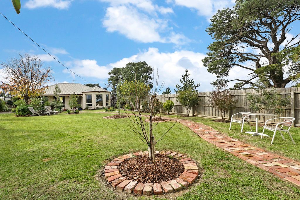 193-197 Barwarre Road, Grovedale, VIC 3216