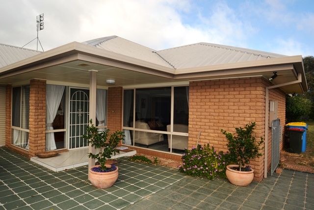 32 Shelton Street, Avenel, VIC 3664