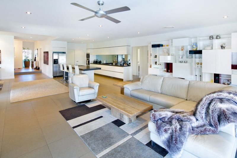 28 King Arthurs Court, Sovereign Islands QLD 4216