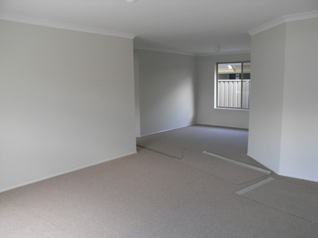 55 Mebbin Circuit, Woongarrah, NSW 2259