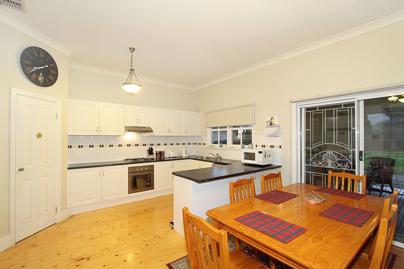55 Golflinks Avenue, OAKLEIGH, VIC 3166
