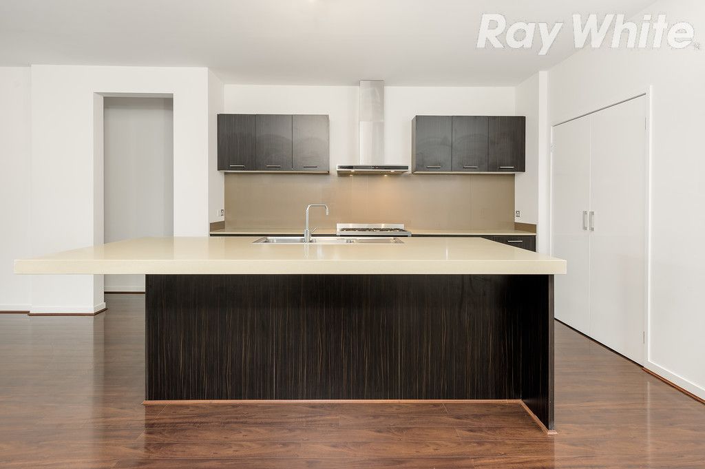2 Saintly Drive, South Morang, VIC 3752