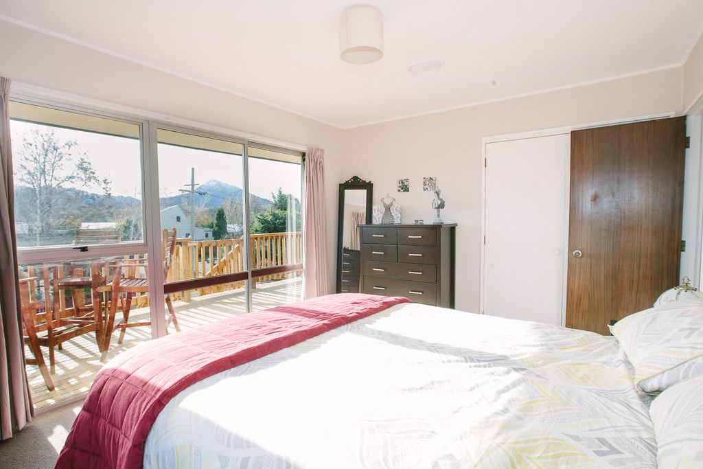 11 Frye Crescent, Albert Town, Queenstown Lakes District