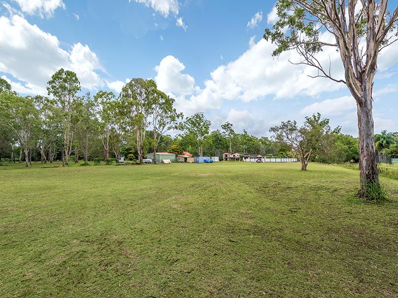 96 Idonia Street, Bridgeman Downs, QLD 4035
