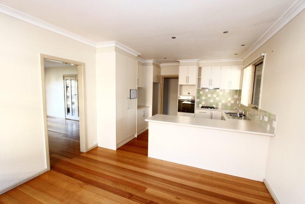 77 Iona Avenue, Belmont, VIC 3216