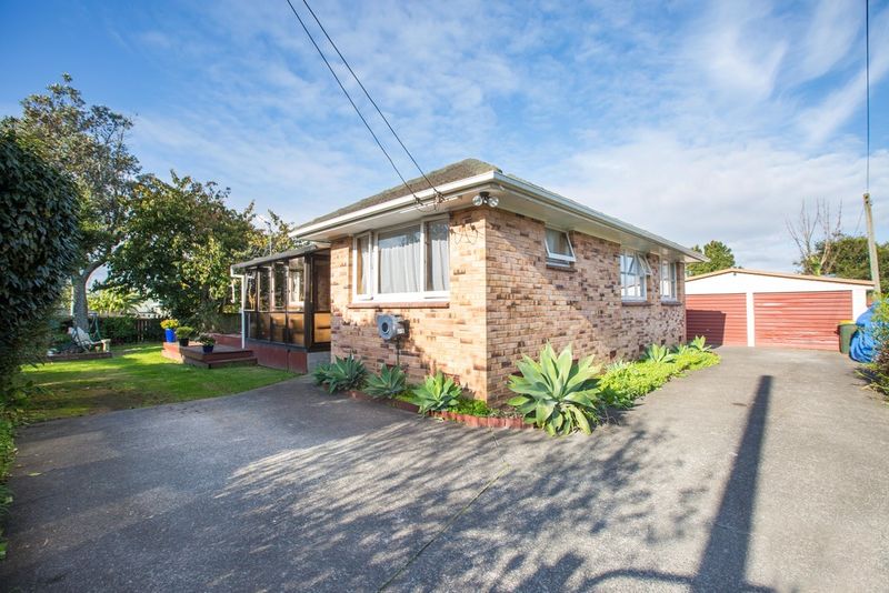 FINAL NOTICE Brick & Tile beauty - MUST BE SOLD - Manurewa