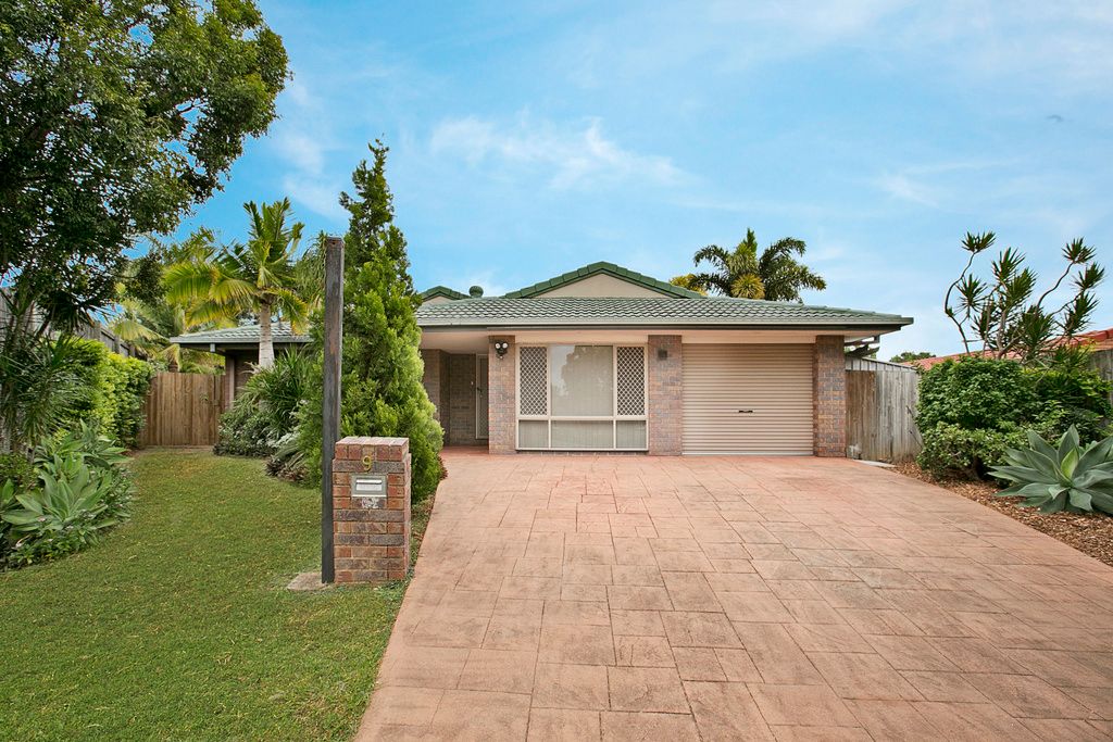 9 Paroo Place, Hillcrest QLD 4118