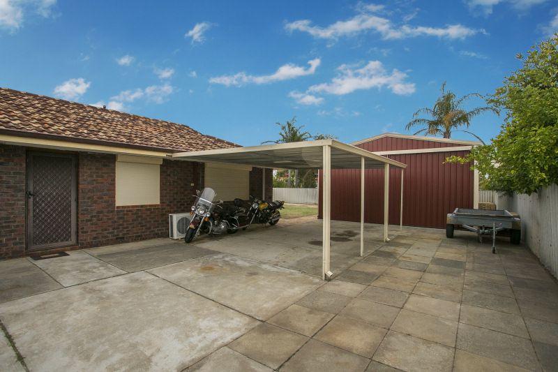 16 Watsonia Street, Maddington, WA 6109