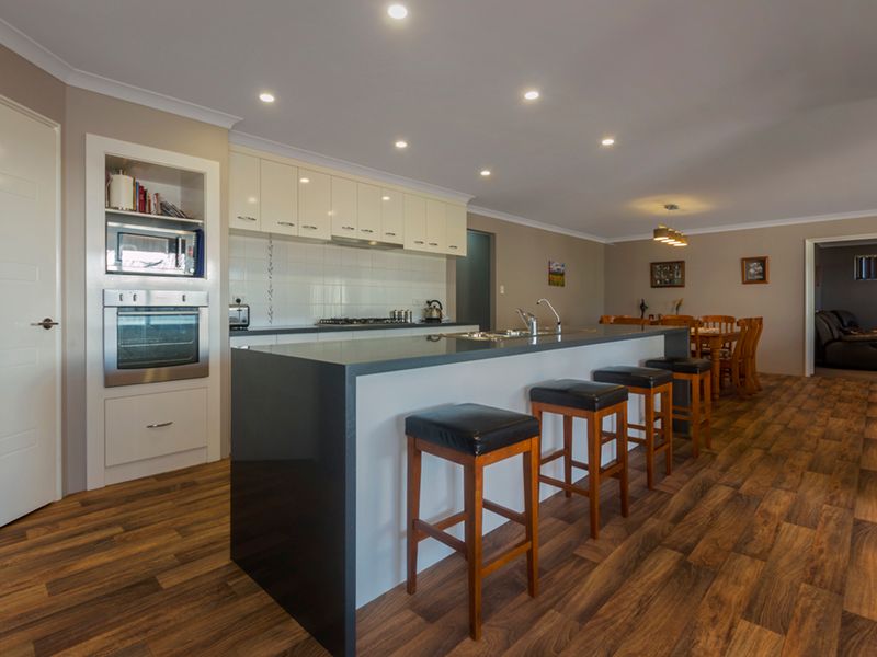 154 Glenfield Beach Drive, Glenfield, WA 6532