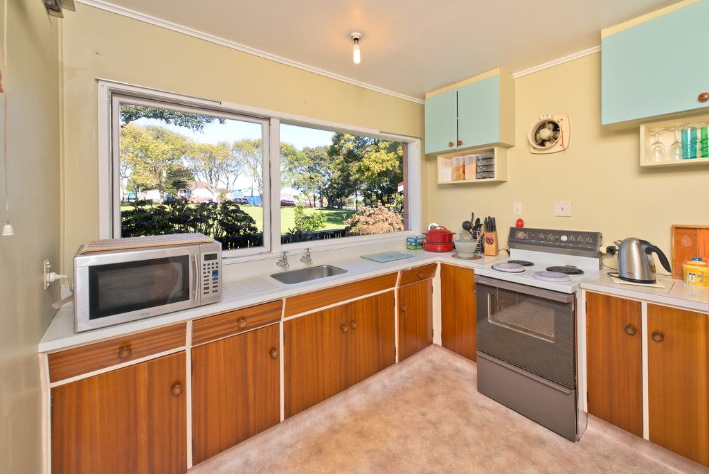 3/54 Great South Road, Hill Park, Manukau City